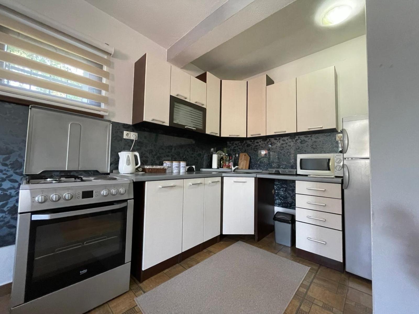 Apartman Ami Apartment *